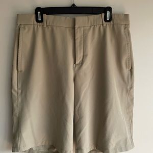 Nike Golf Shorts Khaki